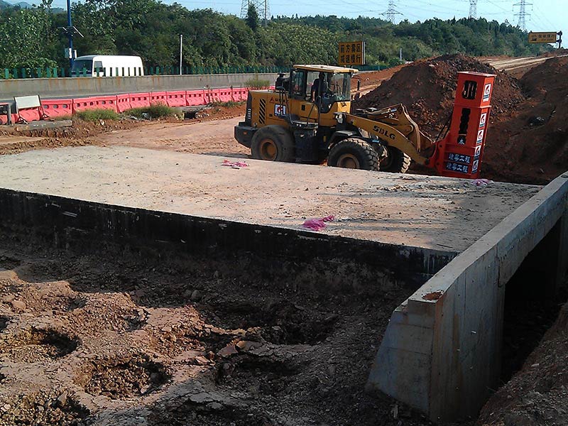 Construction of Rapid Impact Compaction on one side of culvert Construction of Rapid Impact Compaction on one side of culvert